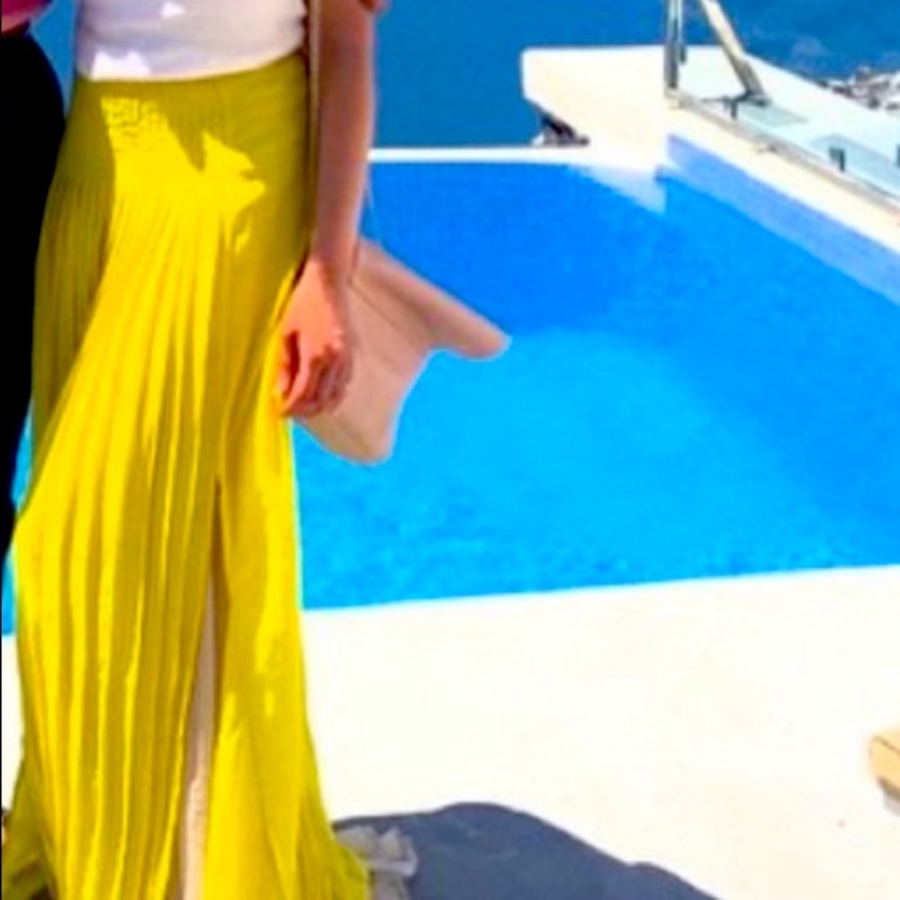 Neon flowy skirt